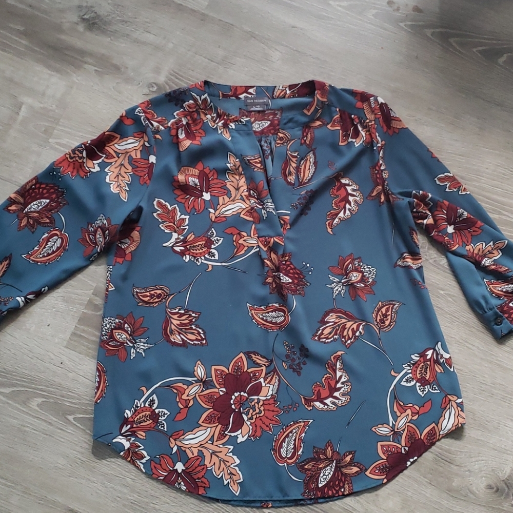 Fall office top